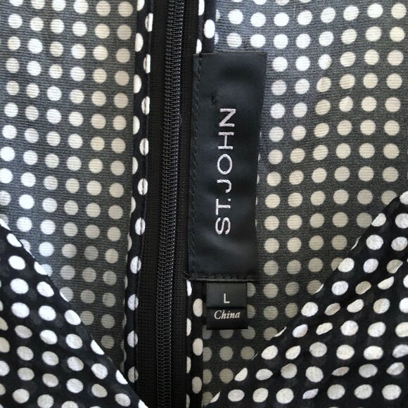 ST. JOHN Sleeveless  V-Neck Silk Blend Blouse Small Large - Picture 7 of 10